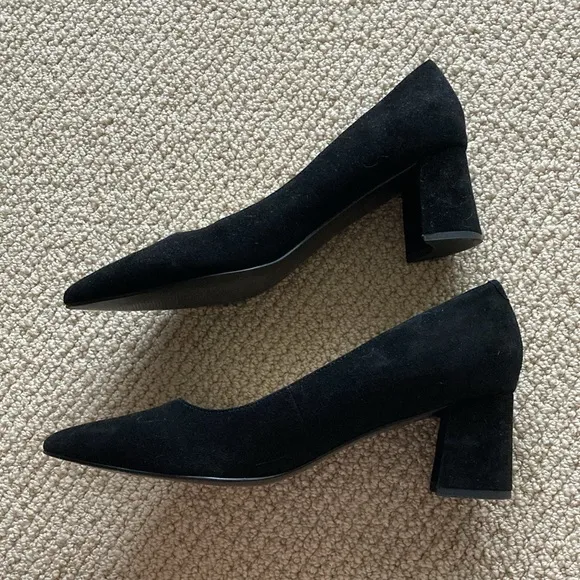 Nine West Suede Short Block Heel Pumps Black Size 8 Soft Leather Upper Like New
