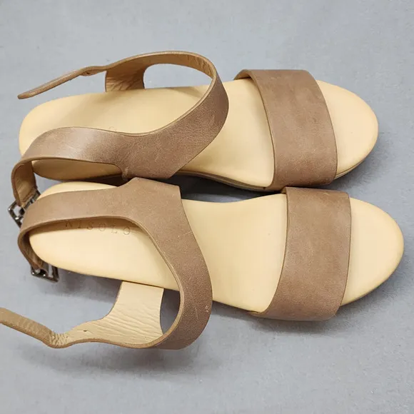 Nisolo All-Day Open Toe Tan Leather Wooden Clogs Sz 9 M - NIB