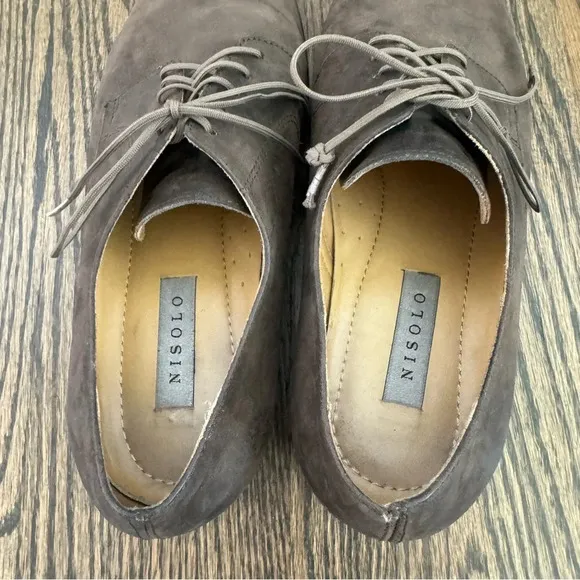 Nisolo brown leather oxfords size 9