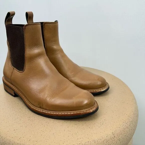Nisolo Women’s Leather Carmen Chelsea Boot in Almond Brown