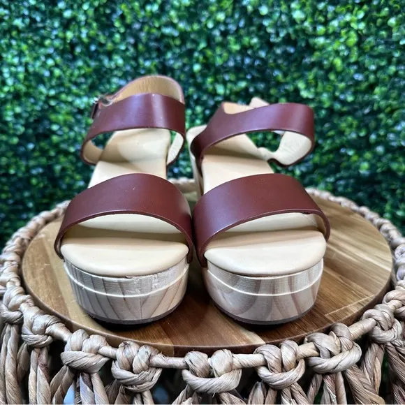 Nisolo x Anthropologie all day open toe clog new in box brandy color