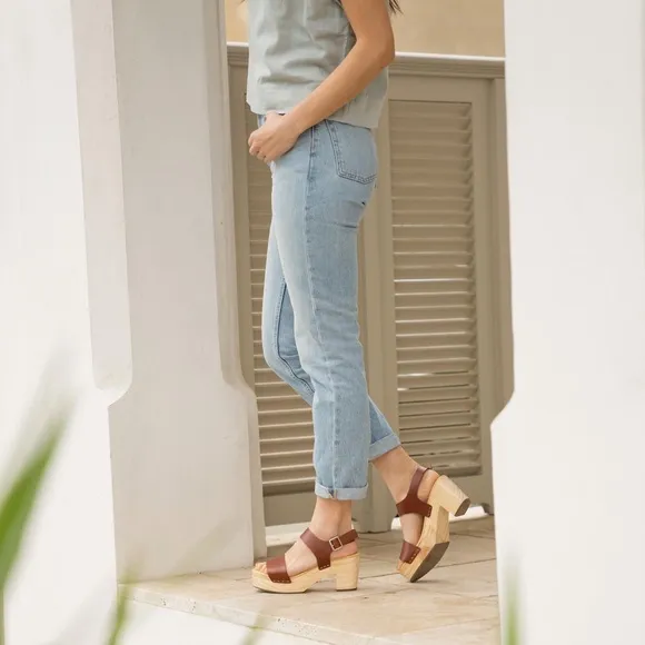 Nisolo x Anthropologie all day open toe clog new in box brandy color