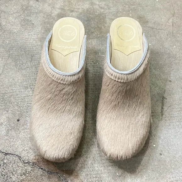 No 6 Old School Pony Hair Clogs
