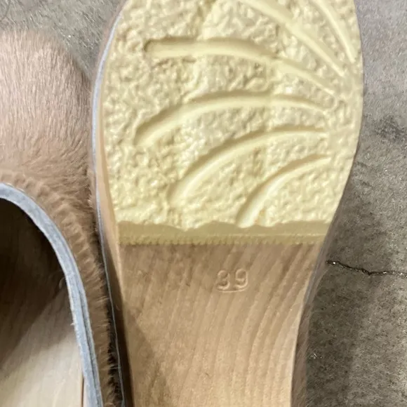 No 6 Old School Pony Hair Clogs