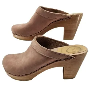 No. 6 Womens 35 Old School High Heel Clogs