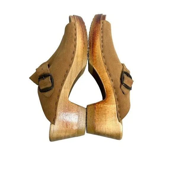 NO. 6 Womens Wooden Clog Sandals Open Toe Size 38 US 7.5 Tan Slip On Clogs