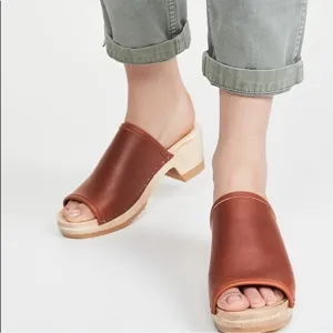 No.6 Daria Mid Heel Clogs sandals size 35 5