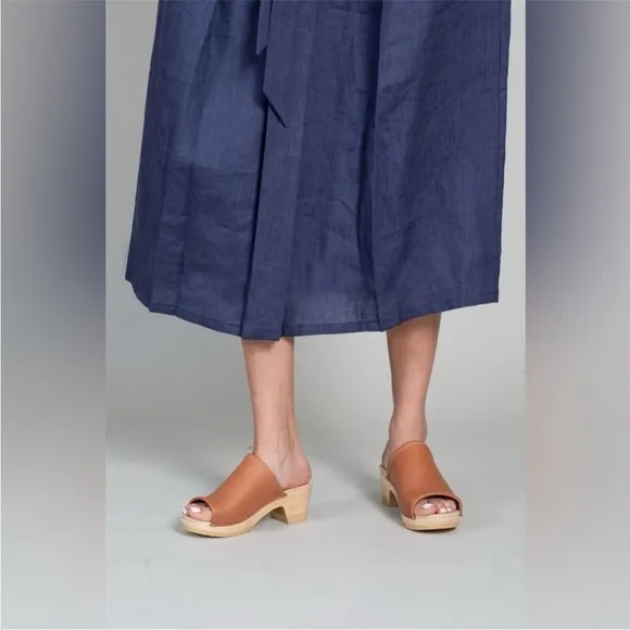 No.6 Daria Mid Heel Clogs sandals size 35 5