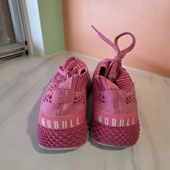 NOBULL 9.5 Knit Runners Pink Athletic Shoes Breathable Mesh Lightweight
