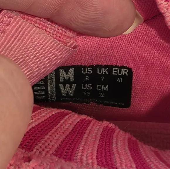 NOBULL 9.5 Knit Runners Pink Athletic Shoes Breathable Mesh Lightweight