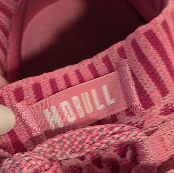 NOBULL 9.5 Knit Runners Pink Athletic Shoes Breathable Mesh Lightweight