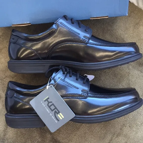 Nunn Bush Black Oxfords
