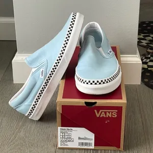 NW Box Vans Classic Slip-On in Cool Blue-Mens 7.5 / Women 9