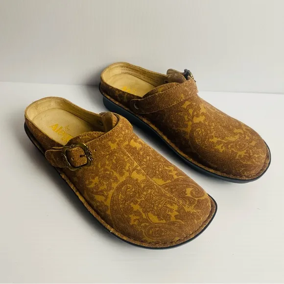 NWOB Alegria Leather Adjustable Backstrap Clogs Myrtle Peaceful Easy EU 39