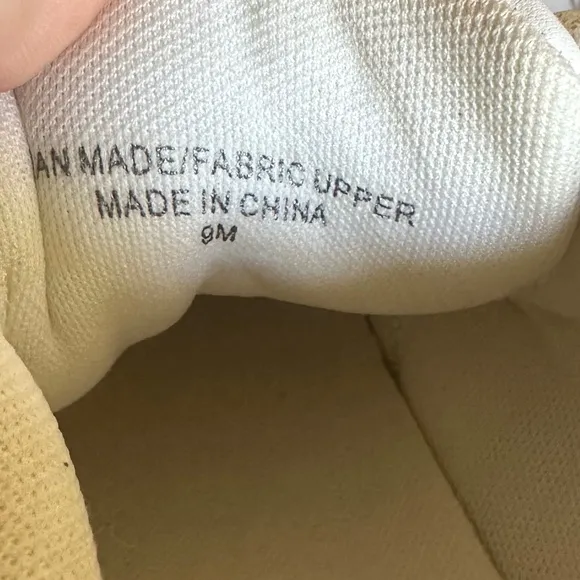 NWOB J Slides Gabbie Sneaker in White and Navy