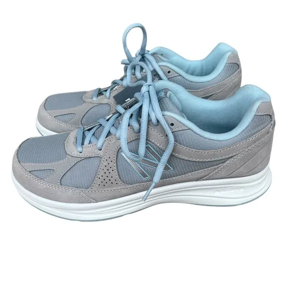 NWOB New Balance 877v1 WW877SB Sneakers Women's US  9.5 Silver Walking Shoes
