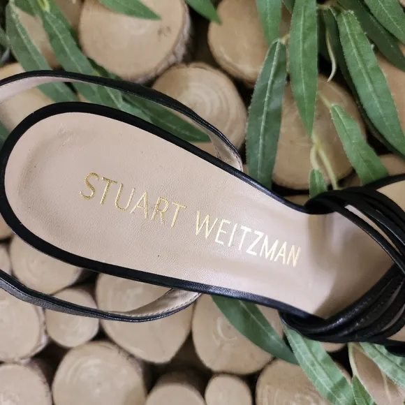 NWOB Stuart Weitzman Twist Sleek Heels