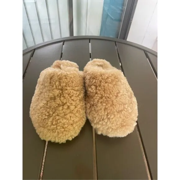 NWOB UGG Maxi Curly Slide Slippers Brown Furry Size 5 Bedslipper