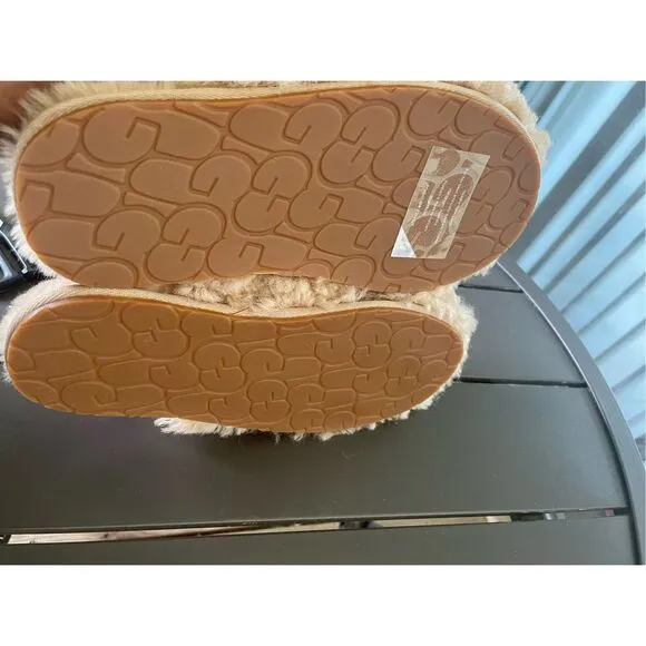 NWOB UGG Maxi Curly Slide Slippers Brown Furry Size 5 Bedslipper