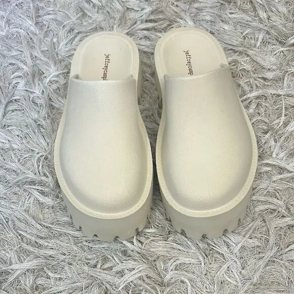 NWOB Jeffrey Campbell Clogge Rubber Platform Clogs in Sea Salt/Beige size 7