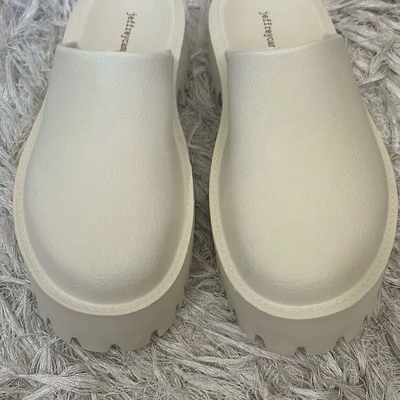 NWOB Jeffrey Campbell Clogge Rubber Platform Clogs in Sea Salt/Beige size 7