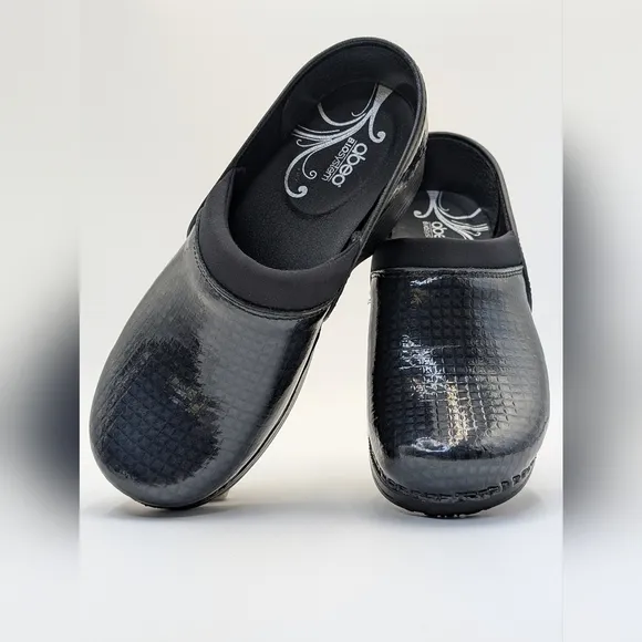 NWOT ABEO Biosystem Ellie Black Patent Leather Clogs Slip Resistant - Size 6.5 N