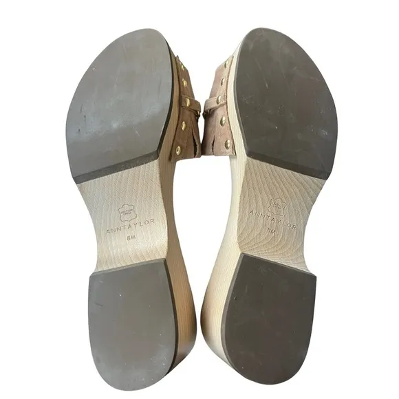 NWOT Ann Taylor Chain Leather Clog Slides in Dominican Sand Quiet Luxury Size 8
