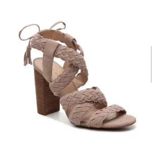 NWOT BCBGeneration Ledina Blush Suede Braided Sandal Heels