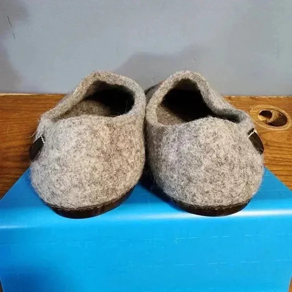 NWOT Bure Bure Felted Wool Beige‎ WOOCAPS for Men, Slippers, Sz. 11.5-12