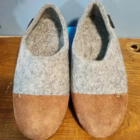 NWOT Bure Bure Felted Wool Beige‎ WOOCAPS for Men, Slippers, Sz. 11.5-12