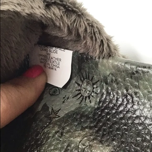 NWOT CALME by JOHNNY WAS Space Camo Slides.