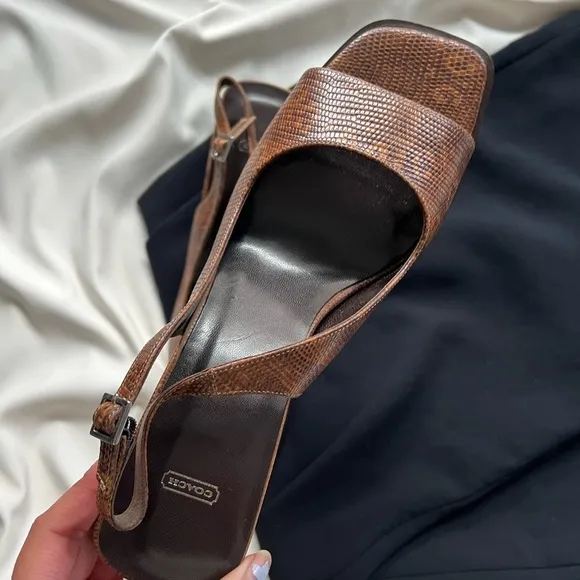 NWOT Coach Black &amp; Brown Snake Skin Heels ✨
