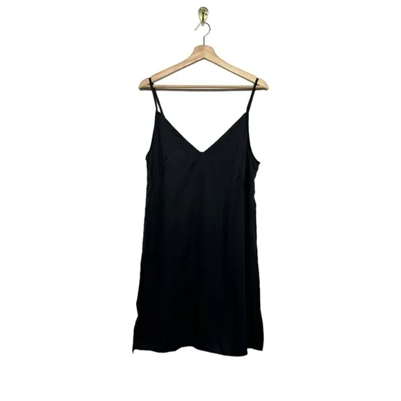 NWOT ETTITUDE Sateen Slip Dress Onyx L