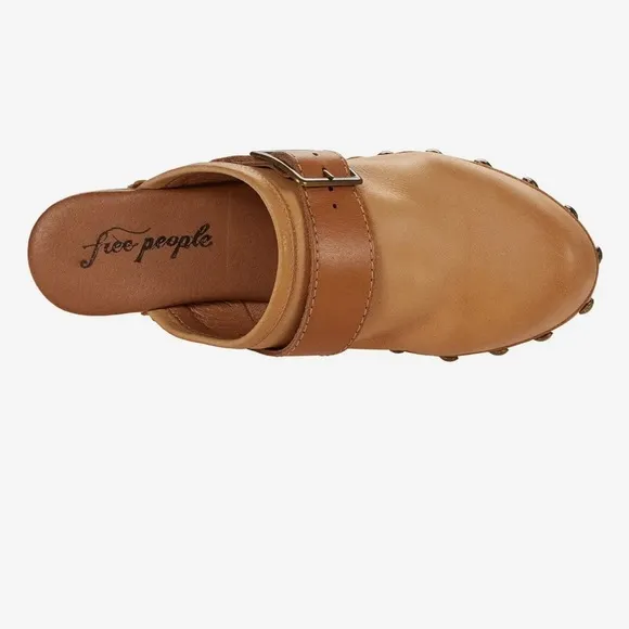 NWOT Free People Culver City Leather‎ Taupe Studded Clogs Sz 38/us8