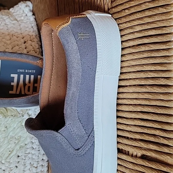 NWOT, Frye Ludlow, gray canvas slip on suede loafer, size 8