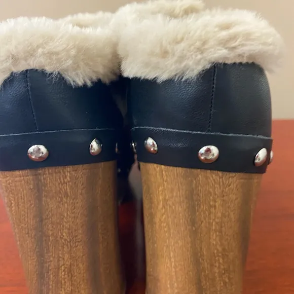 NWOT Guess Damery black studded platform clogs sz 10
