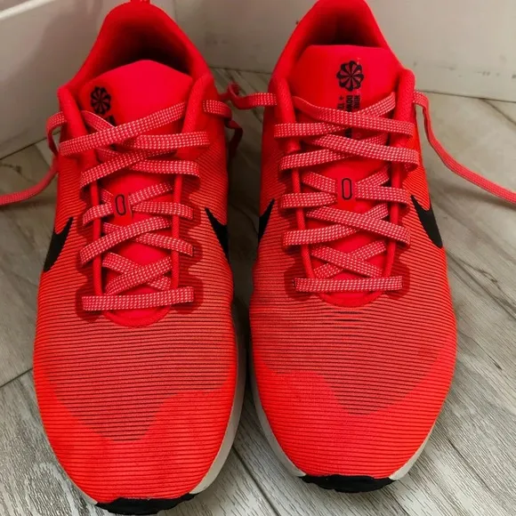 NWOT-Nike Downshifter 12 size Men’s 7. New without box.