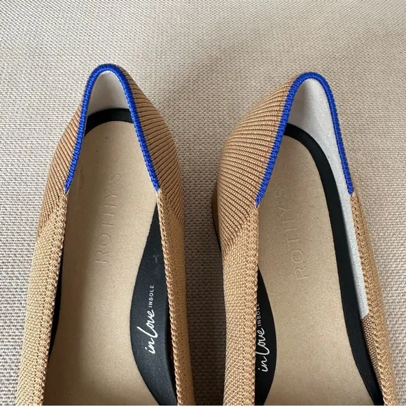 NWOT Rothy’s The High Point Wren Captoe Block Heels