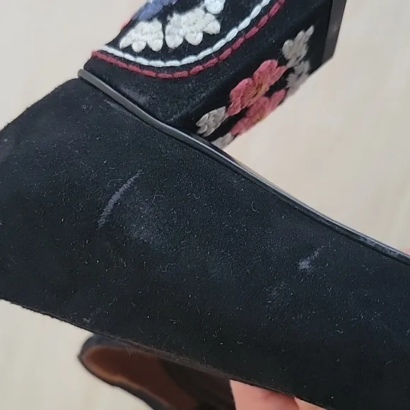 NWOT See by Chloe Black Suede Embroidered Block Heels