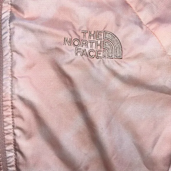 NWOT (Store Display) Girls Large North Face Flurry Wind Bomber Jacket