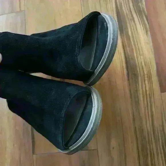 NWOT Vince Camuto heels