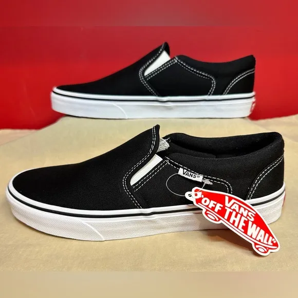 NWT &amp; Box Vans Off The Wall Canvas Asher Black/White SlipOn Sneakers Men’s Sz 8M