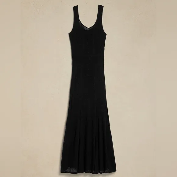 NWT! Banana Republic Women’s Black OPEN-STITCH LACE MAXI DRESS ⭐️