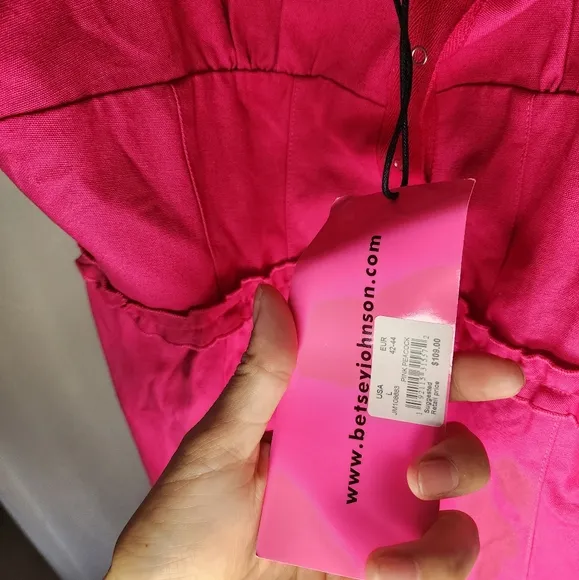 NWT Betsey Johnson Sleeveless Snap Front Ruffled Dress