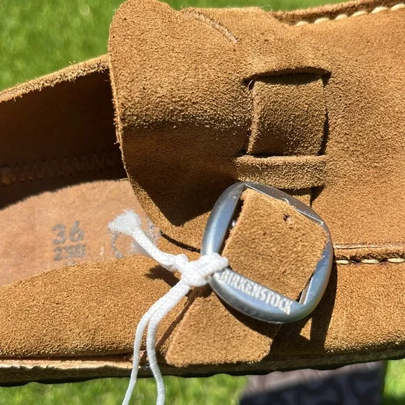 NWT! BIRKENSTOCK Buckley Suede Clogs