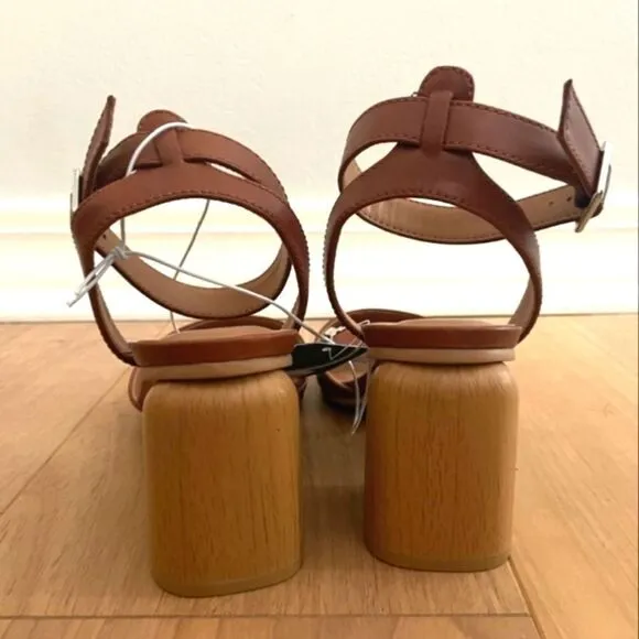 NWT Brown chunky block heels