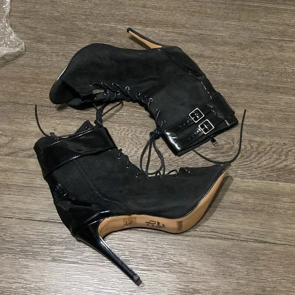 NWT BURJU Under The Influence Open Toe Lace Up Buckle Ankle Boots | Black | 13