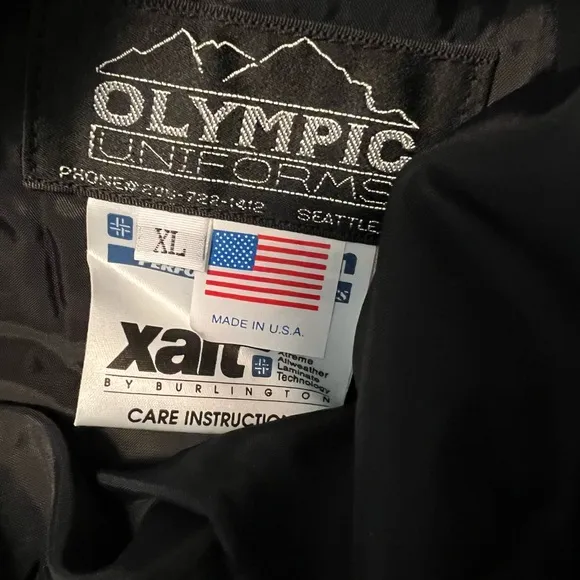 NWT Burlington Xalt Waterproof, Windproof, Breathable Men's Pants size 32-34