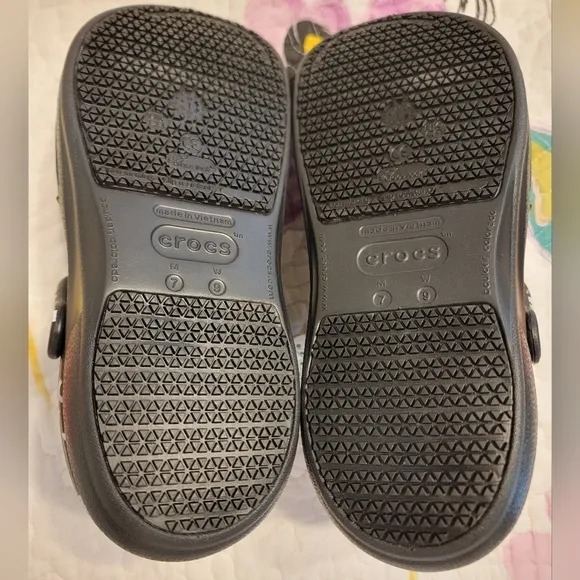 NWT Crocs Star Wars Limited Edition Crocs at Work Bistro Clogs