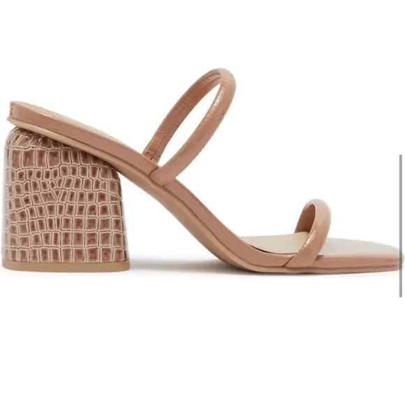 NWT Dolce Vita Block Heels
